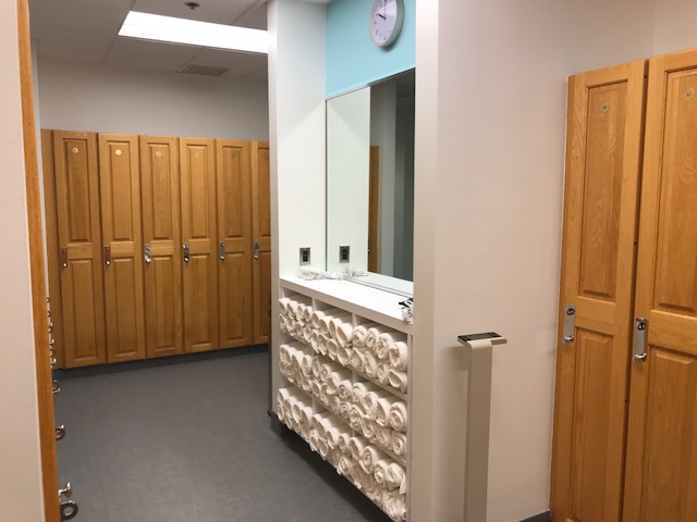 SQ Fitness Ctr - locker room.JPG